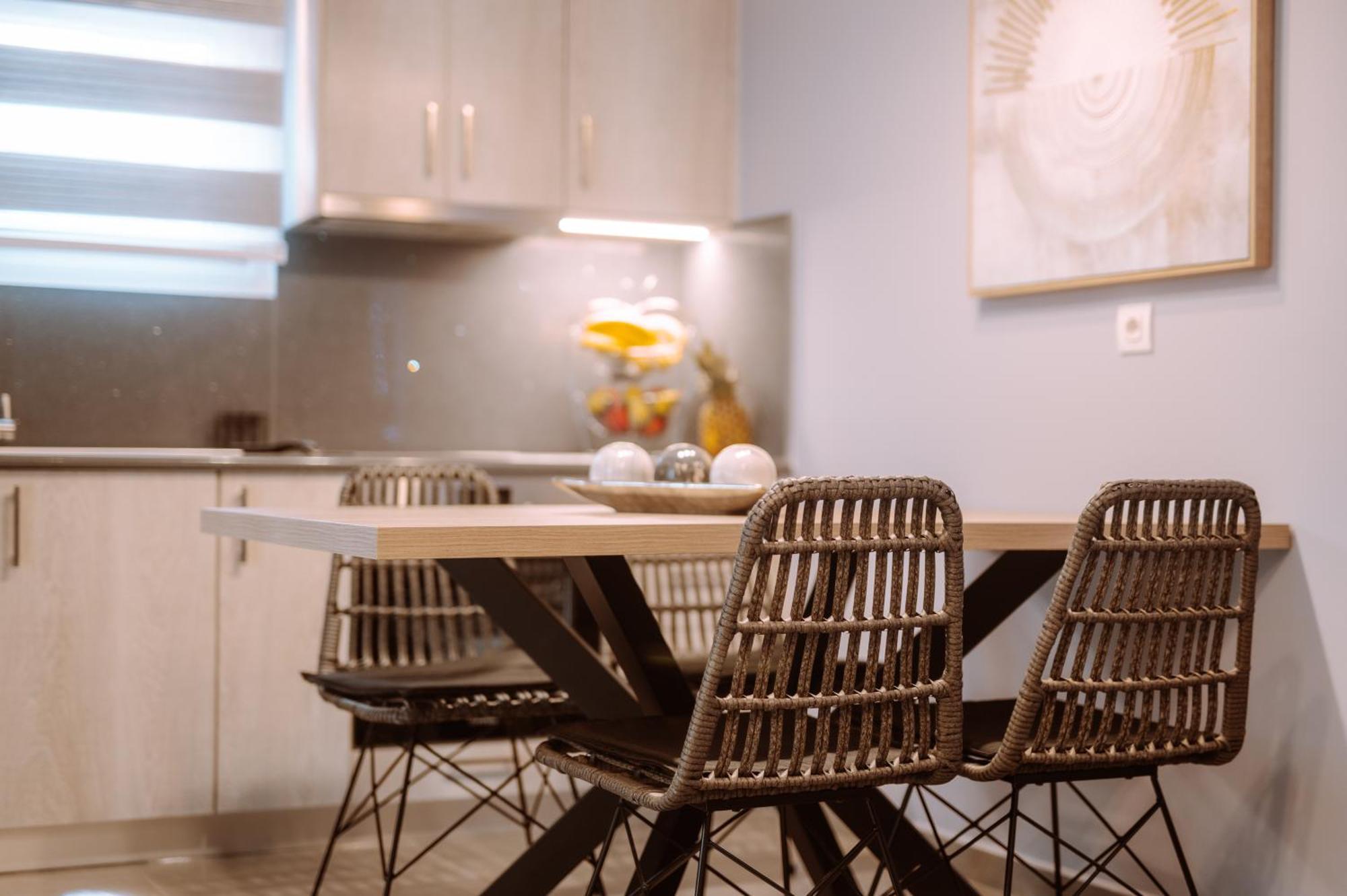 Louisa Luxury Apartments Превеза Экстерьер фото
